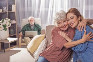 Bien concilier emploi et parents vieillissants
