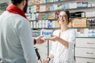 Les pharmaciens autorises a prescrire certains antibiotiques