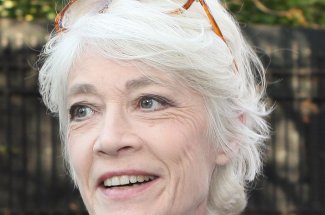 Francoise Hardy de nouveau atteinte d-un cancer : Sheila donne de ses nouvelles