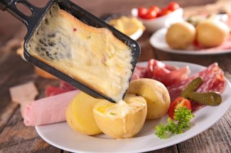 Raclette : 8 conseils de nutritionniste pour en faire un plat leger