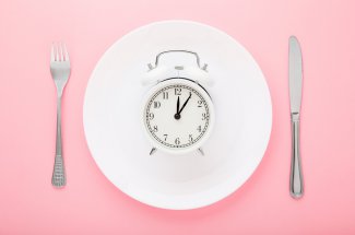 Tour de taille, tension, maladie cardiaque : les heures auxquelles vous ne devriez pas manger