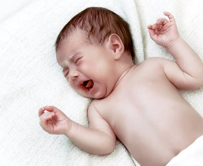 Coliques du nourrisson-bebe : que faire pour soulager ces crises de pleurs intenses ?