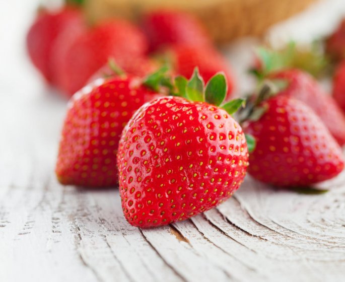 Allergie : pourquoi les fraises causent des urticaires ?