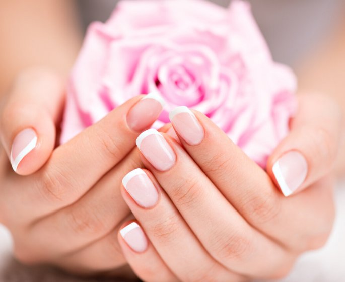 5 infusions pour fortifier les ongles
