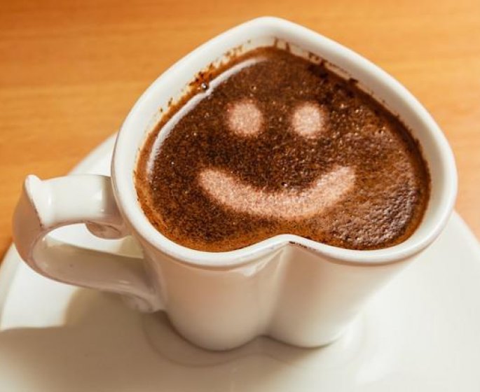 Voyez-vous un visage dans cette tasse de cafe ? 