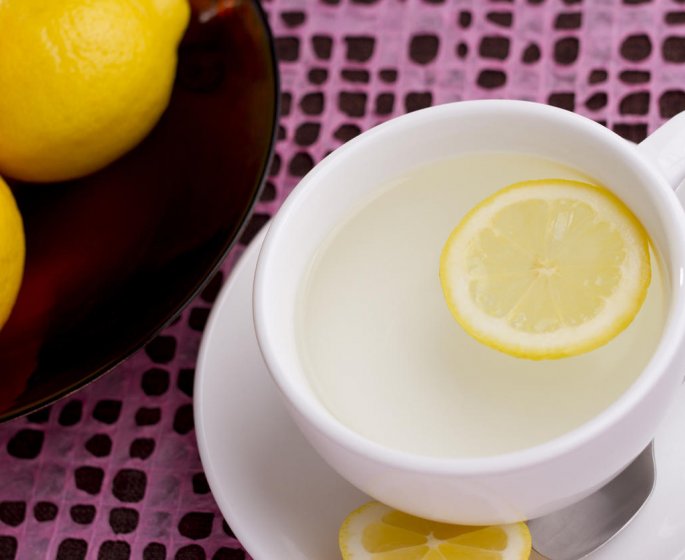 Remede contre la diarrhee : le jus de citron chaud