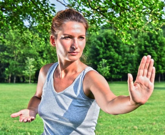 Fibromyalgie : pratiquer le tai-chi reduirait les douleurs chroniques