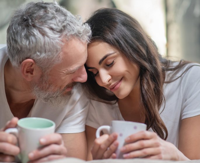 Couple : 3 bonnes raisons de ne plus avoir peur de la difference d’age