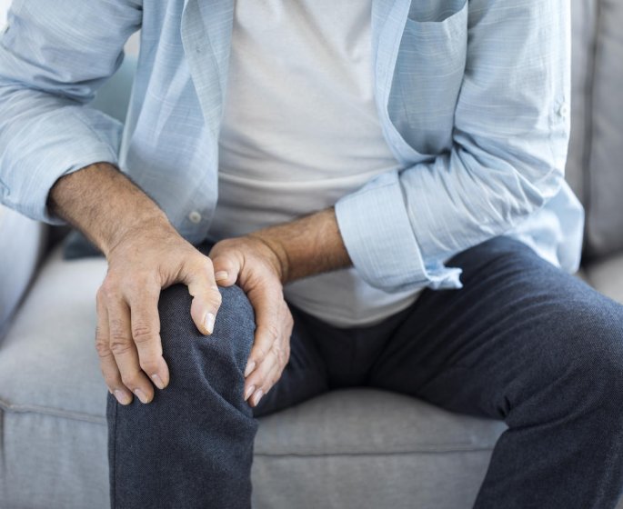 Douleur du genou plie : les principales causes
