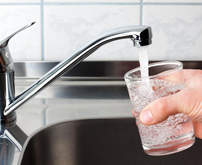Voici comment savoir si l’eau de votre robinet est contaminee ou pas