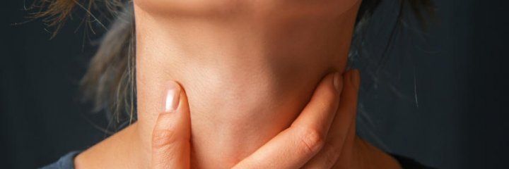 Ganglion dans le cou : un risque de cancer de la gorge ?