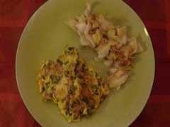 Omelette aux fanes de poireaux et lardons fumés