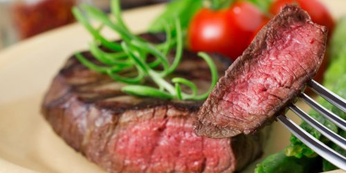 Viande rouge : un aliment nocif pour les reins