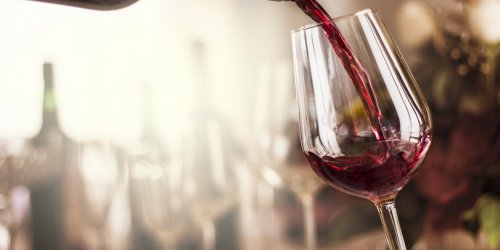 Une molecule presente dans le vin rouge pourrait soigner l’hypertension