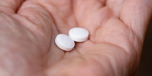 Maladies cardiovasculaires : mise en garde sur la prise quotidienne d-aspirine 