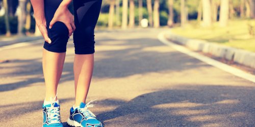 3 exercices d-etirements contre l-arthrose du genou