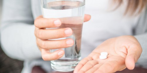 Aspirine : en prendre regulierement augmenterait le risque d-hemorragies !