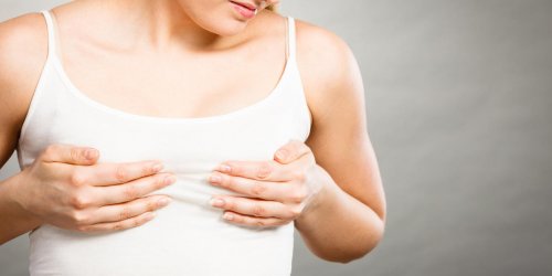 Douleur aux seins et aux tetons : la cause hormonale