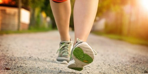 Vieillissement : la marche rapide peut vous rajeunir de 16 ans 