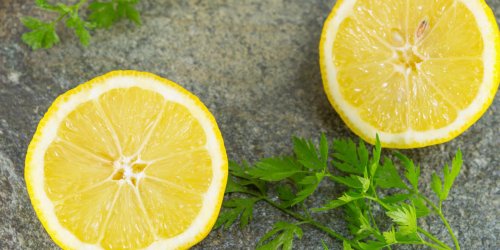 Cure detox : une boisson citron persil