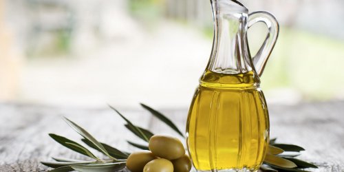 Huile d-olive : quelle quantite pour augmenter votre esperance de vie ?