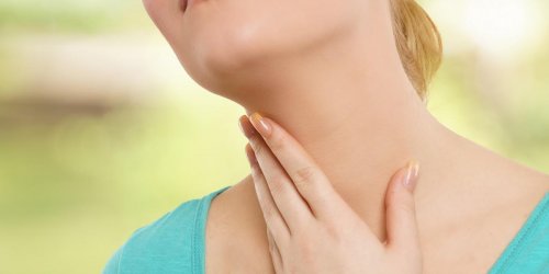 11 solutions pour soigner un mal de gorge sans medicaments