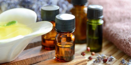 Insuffisance veineuse : le traitement par les huiles essentielles