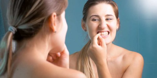 Detartrage dentaire : les signes qui montrent qu-il faut le faire !