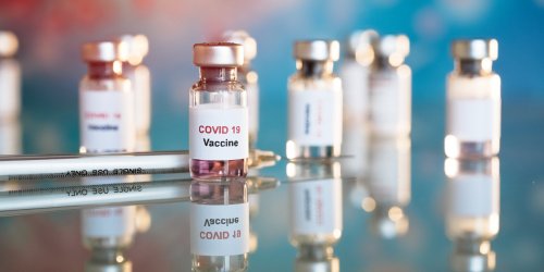 Coronavirus : pourquoi le vaccin de Sanofi sera-t-il distribue en premier aux Etats-Unis ?