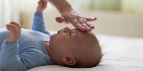 Syndrome du bebe secoue : quels sont les signaux qui peuvent alerter ? 