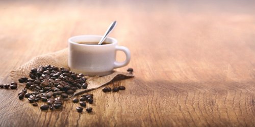 Cafe : 5 mauvaises habitudes qui font grossir en le buvant