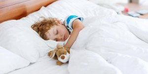 Enfant fatigue le matin : un signe d-apnee du sommeil ?