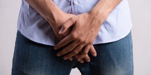 « Je suis expert en sante masculine. Ces 5 signes reperables au niveau des organes genitaux doivent vous pousser a consulter un medecin »