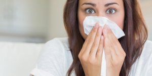 La severite d-un rhume lie a la quantite de staphylocoques dans le nez