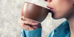 Boire trop de cafe augmenterait les symptomes lies a Alzheimer