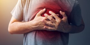 Crise cardiaque : la plupart presentent ces 5 symptomes un mois avant