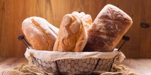 Digestion : le pain en cause dans la constipation ?