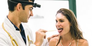 Traitement du cancer de la langue : la reconstruction apres la chirurgie