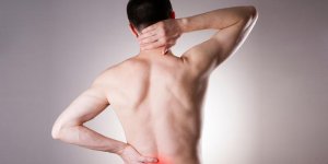 Douleurs dans le bas du dos : comment les soulager ?