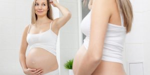 Chute de cheveux chez la femme : la grossesse en cause ?