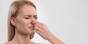 4 odeurs du corps qui doivent vous inquieter 