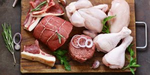 Remplacer la viande rouge par la volaille reduirait les risques de cancer du sein 