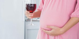 Alcool en debut de grossesse : un risque de naissance prematuree ?