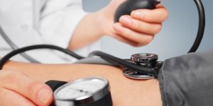 Hypertension arterielle : 3 complications a eviter