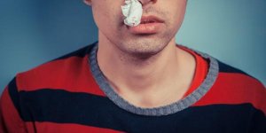 Polype nasal qui saigne : que faire ?