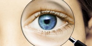 Faire un fond d’oeil pourrait reveler votre risque d’Alzheimer precocement