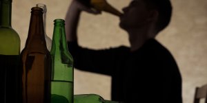 Cirrhose alcoolique : 3 symptomes d-alerte