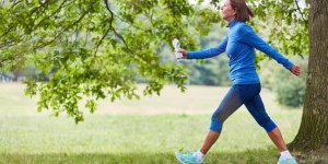Arthrose du genou : votre facon de marcher peut augmenter les risques 