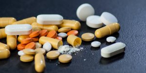 Covid-19 : prendre de l’ibuprofene est-il vraiment dangereux ? 