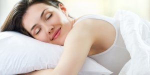Maigrir en dormant : combien perd-on de poids la nuit ?